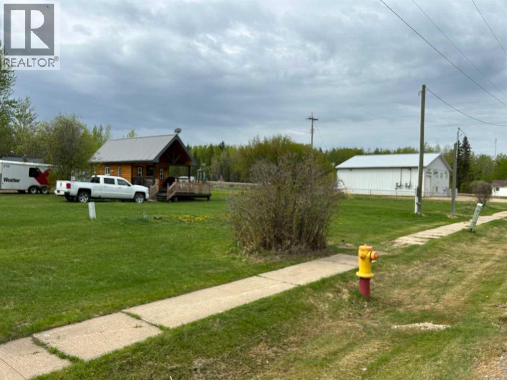 16 1 Street E, Faust