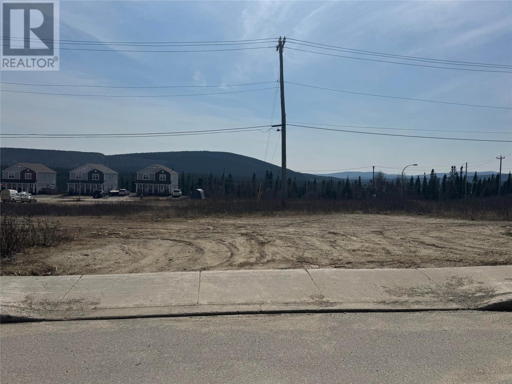 209 Sparrow Street, Labrador City