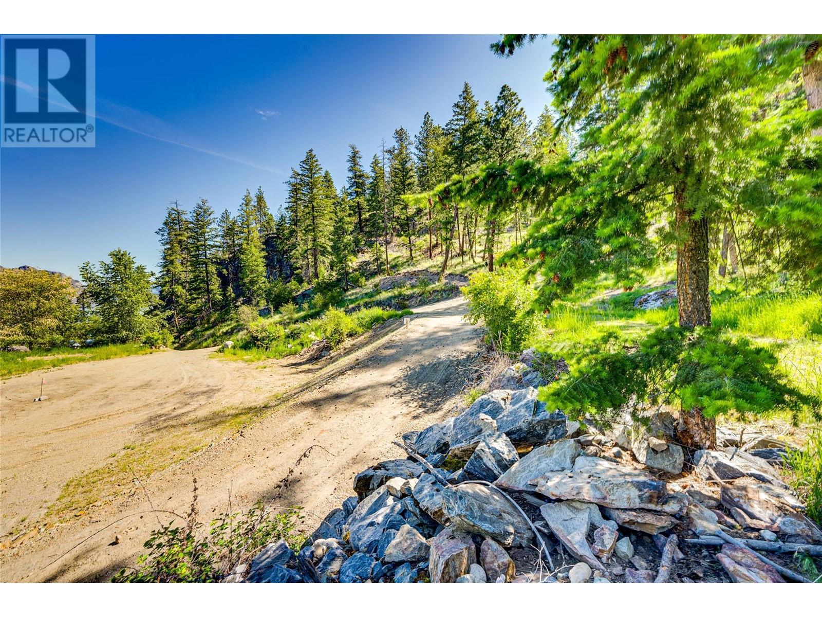 5649 Cosens Bay Road Unit# 23 Lot# 23. Coldstream, British Columbia