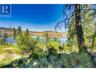 5649 Cosens Bay Road Unit# 28 Lot# 28. Coldstream, British Columbia