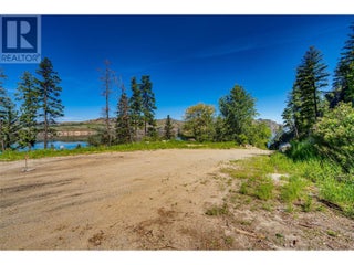 5649 Cosens Bay Road Unit# 24 Lot# 24. Coldstream, British Columbia