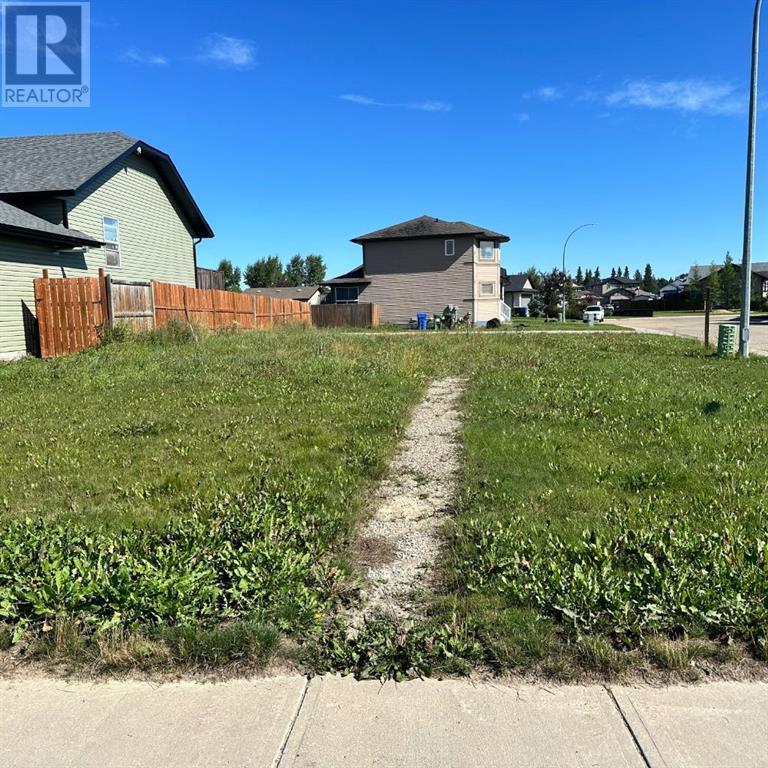 5802 44 Avenue, Rocky Mountain House