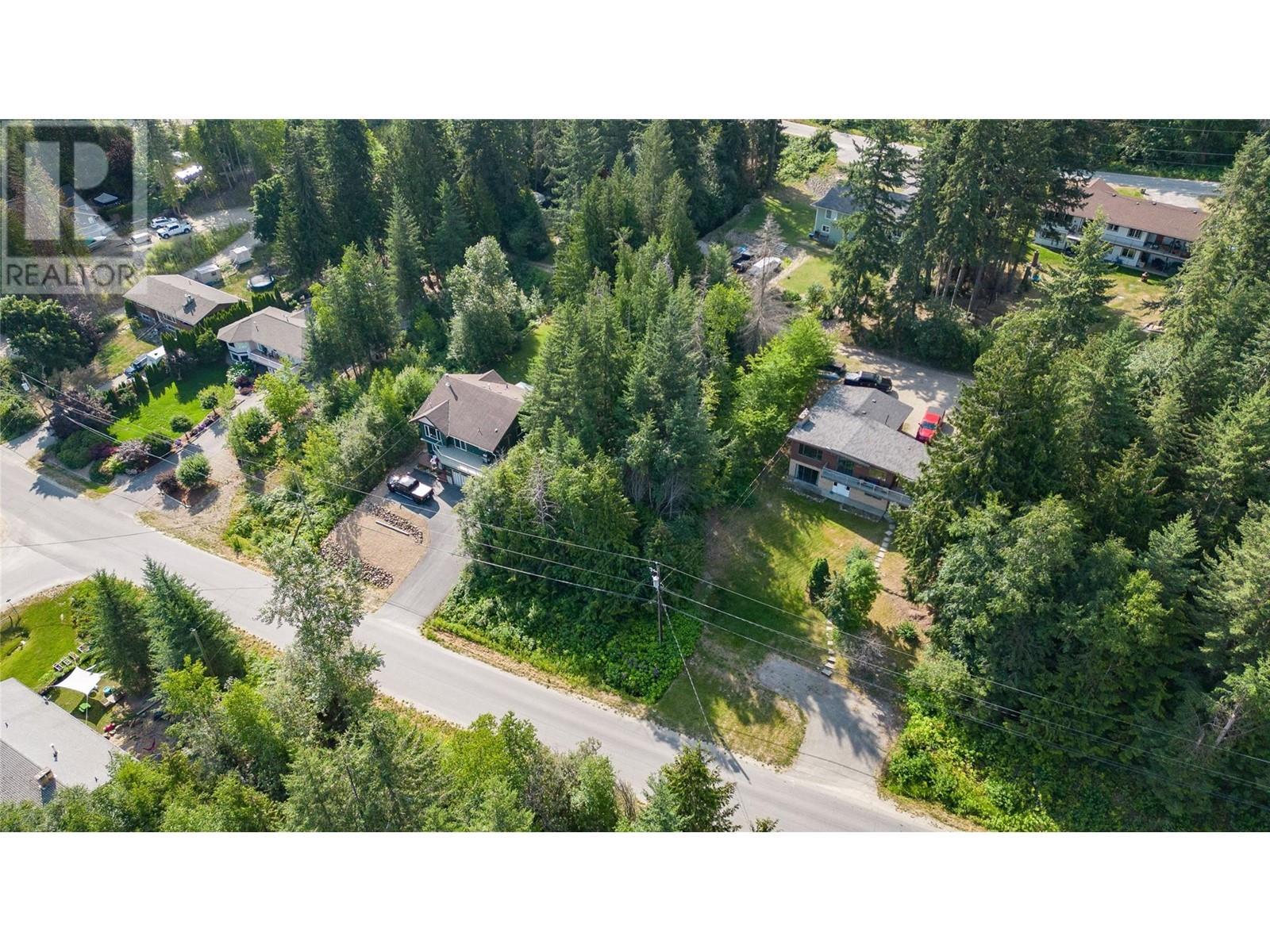 46 Centennial Drive. Blind Bay, British Columbia