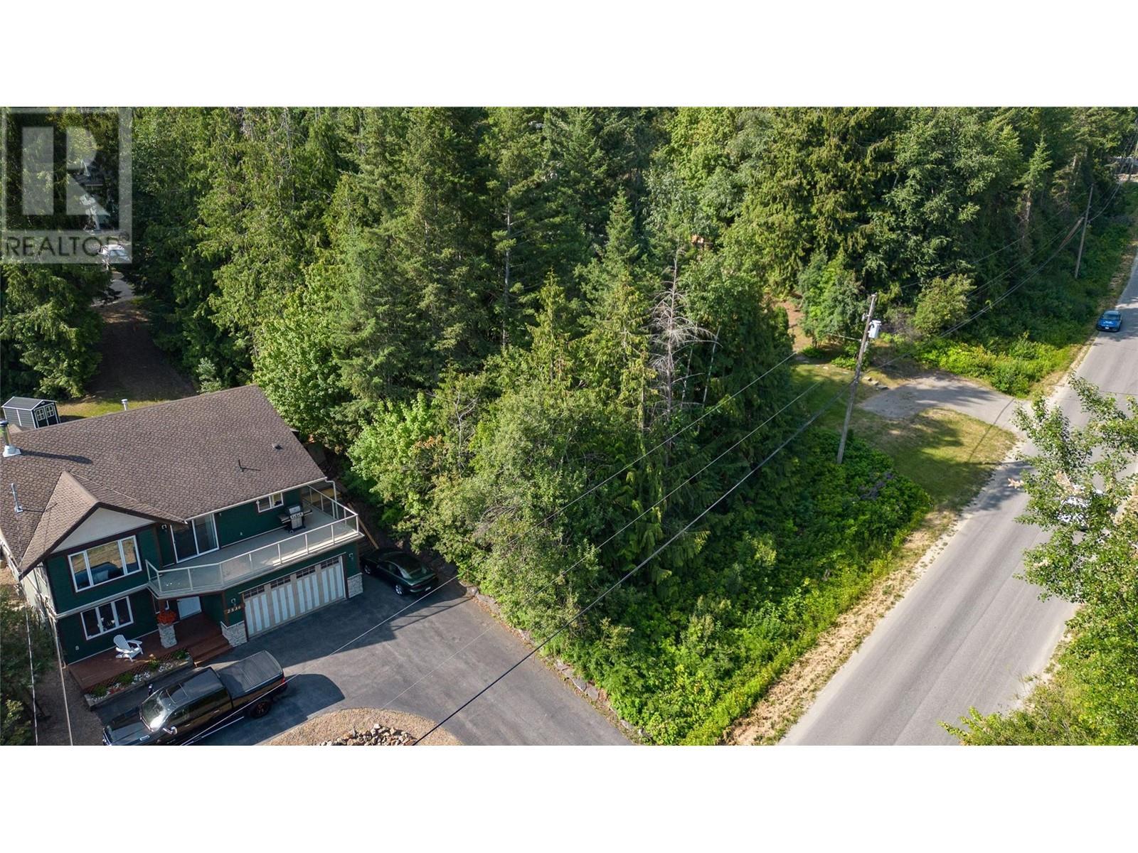 46 Centennial Drive. Blind Bay, British Columbia