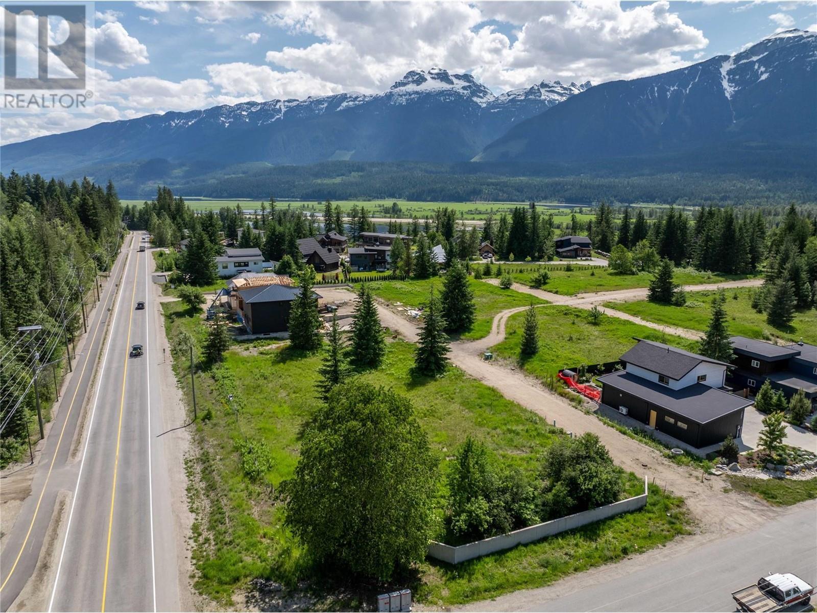 2004 Lanzo Lane Lot# Sl 3. Revelstoke, British Columbia