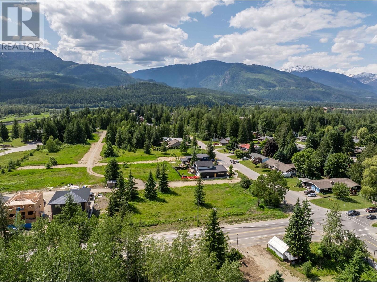 2004 Lanzo Lane Lot# Sl 3. Revelstoke, British Columbia