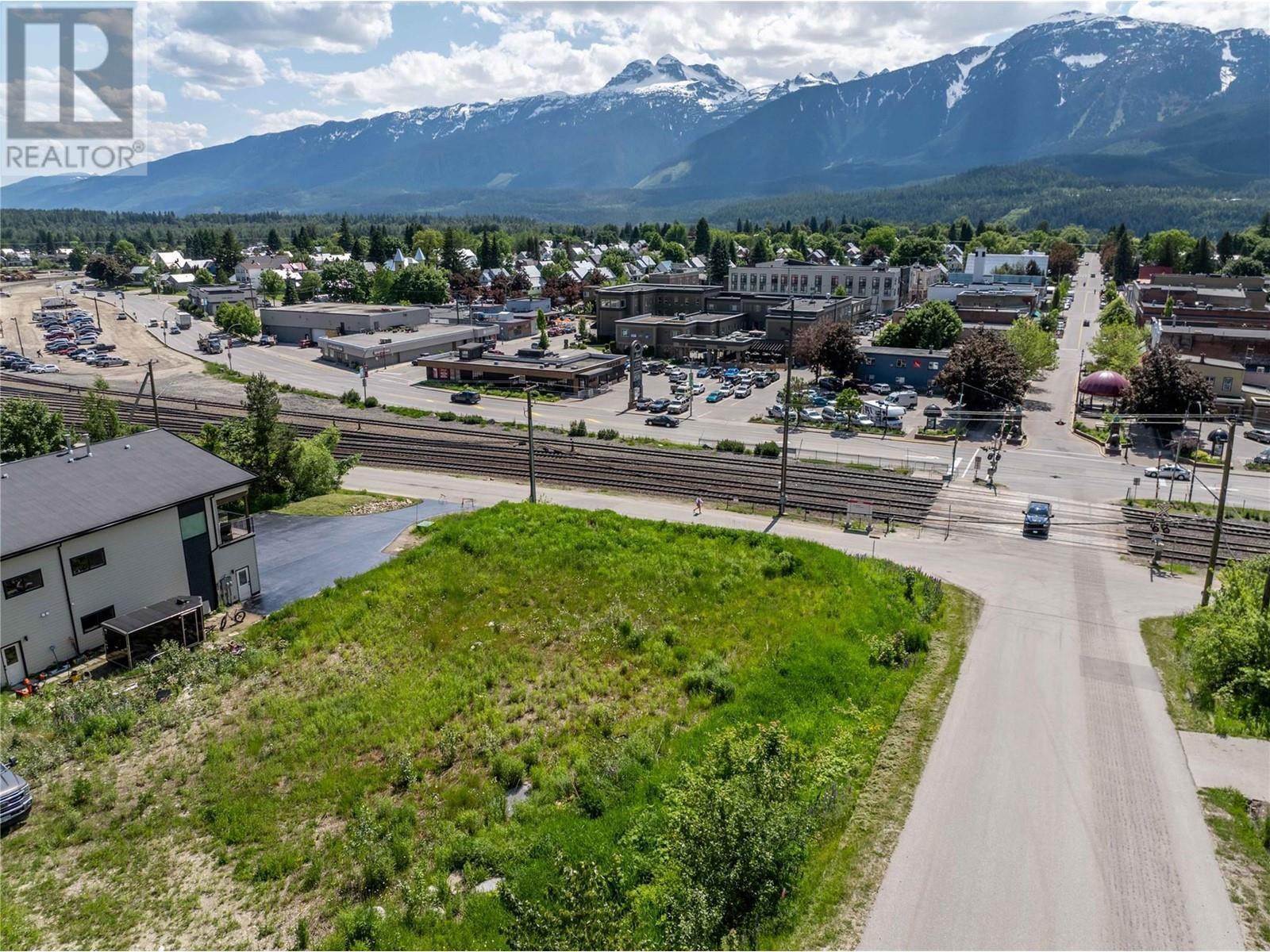 98 Track Street. Revelstoke, British Columbia