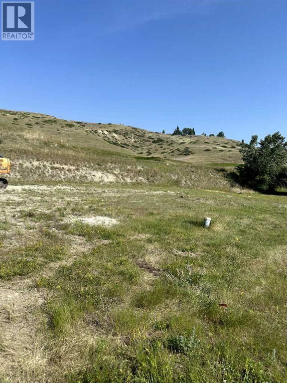 385 Canyon Boulevard W, Lethbridge