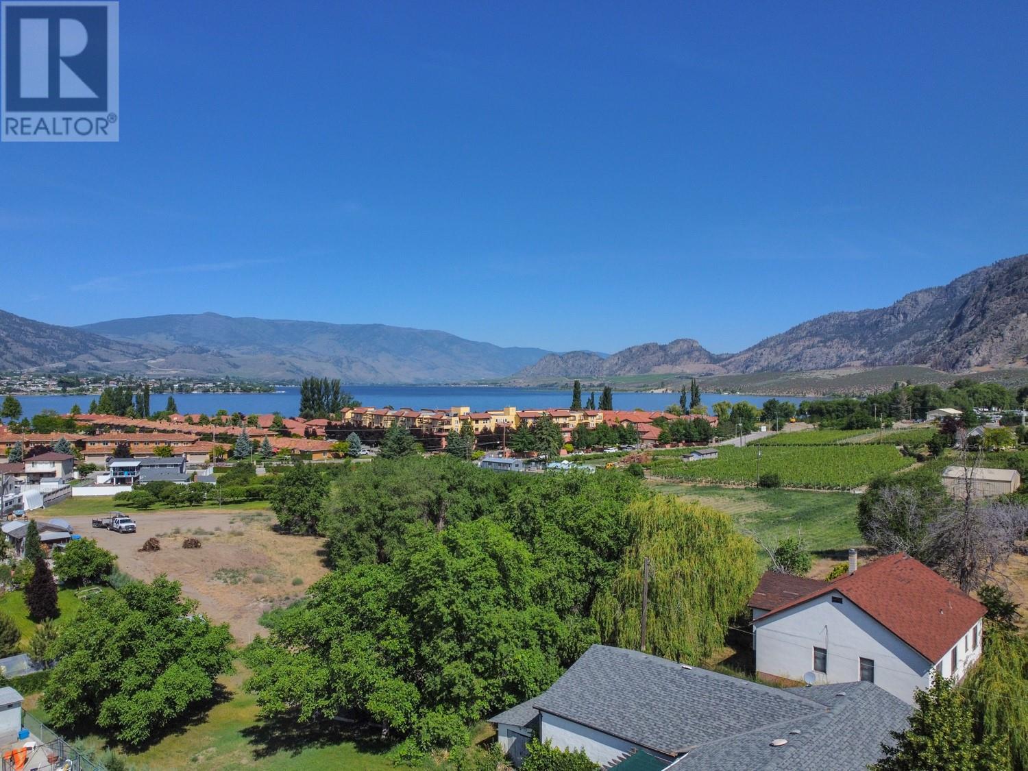 7010 Tamarack Drive. Osoyoos, British Columbia