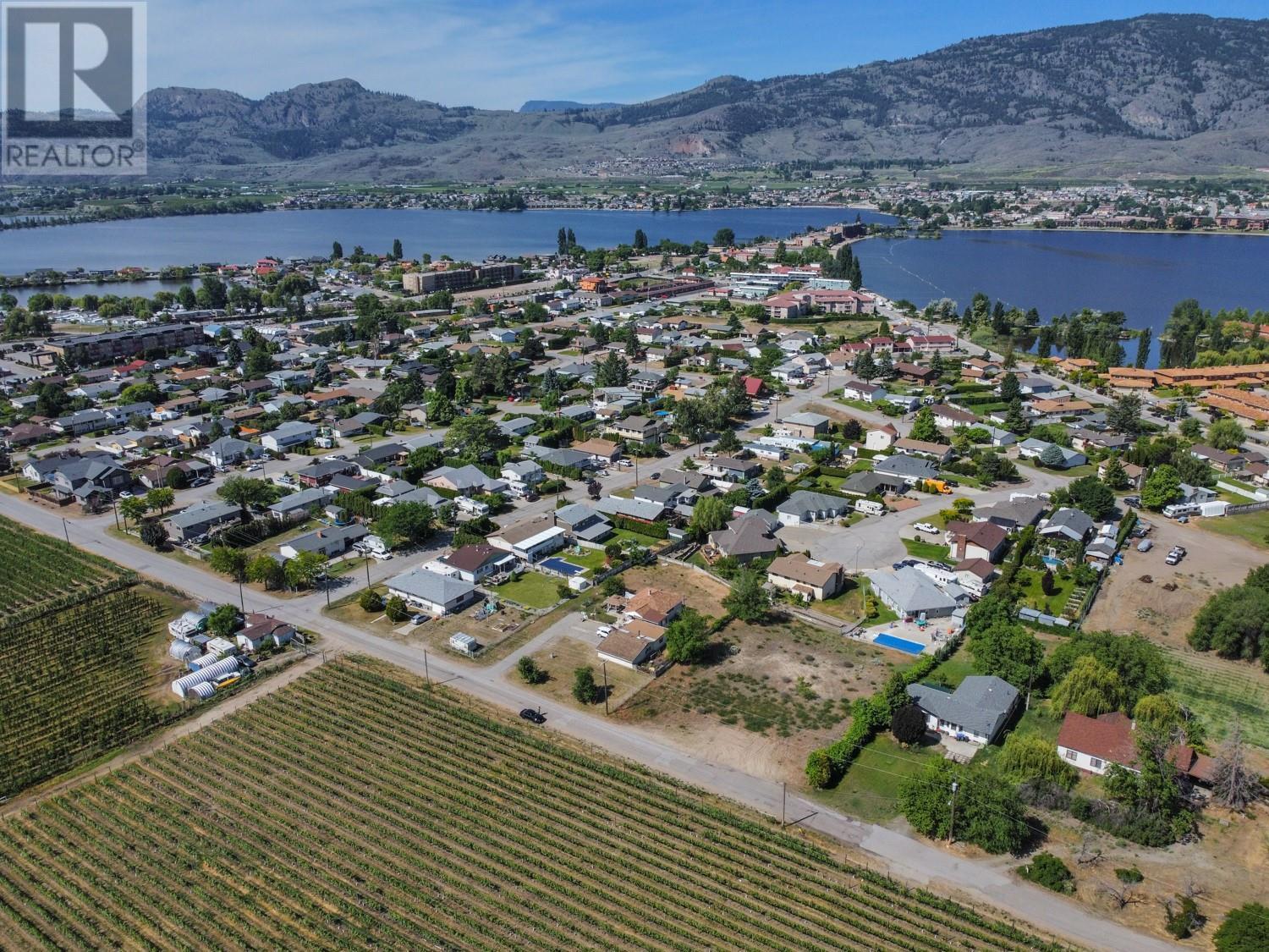 7010/7012 Tamarack Drive. Osoyoos, British Columbia