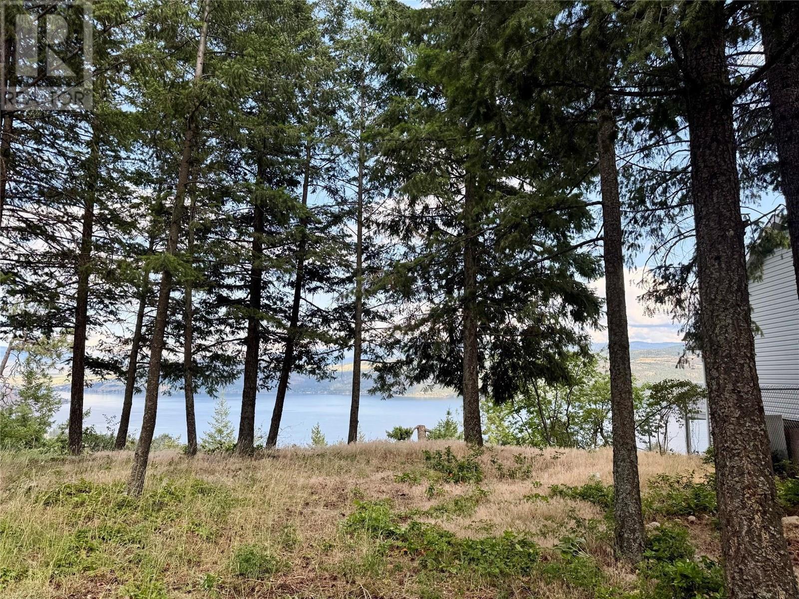 90 Crown Crescent. Vernon, British Columbia