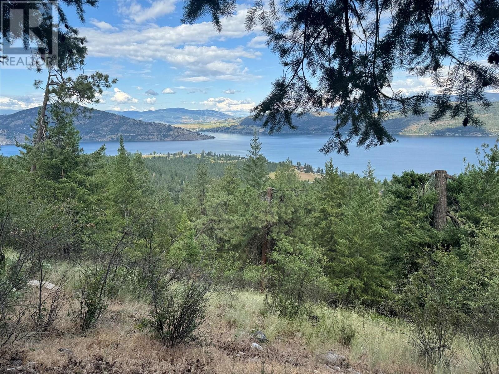 90 Crown Crescent. Vernon, British Columbia