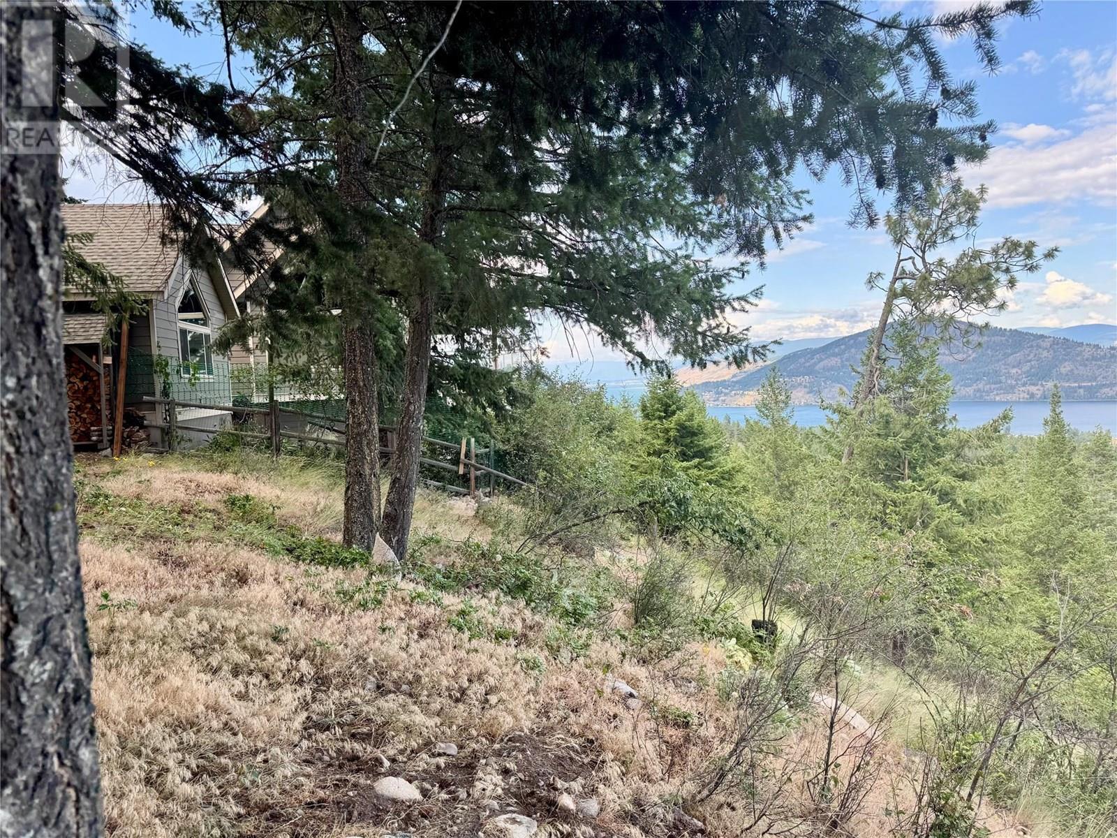 90 Crown Crescent. Vernon, British Columbia