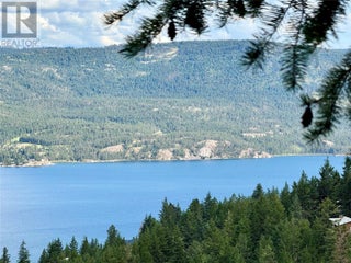 90 Crown Crescent. Vernon, British Columbia