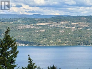 90 Crown Crescent. Vernon, British Columbia