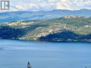 90 Crown Crescent. Vernon, British Columbia