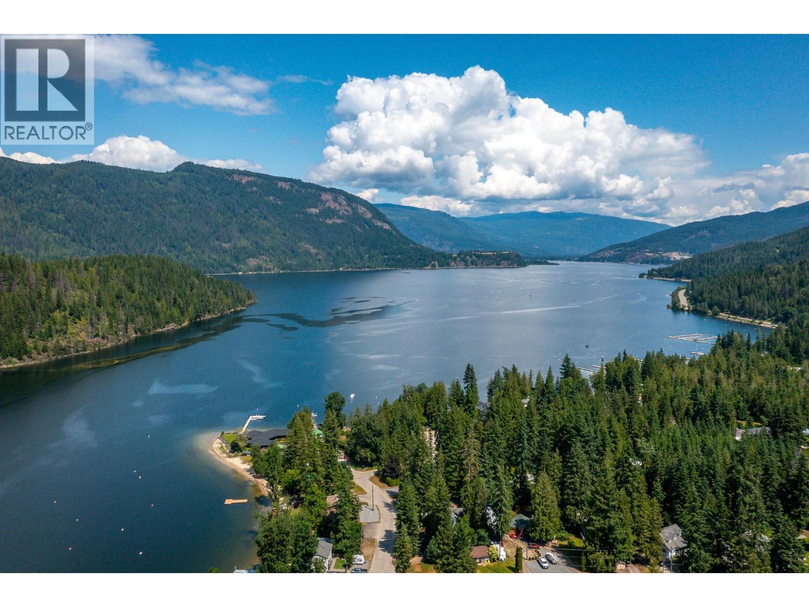 710 Westminster Road. Swansea Point, British Columbia