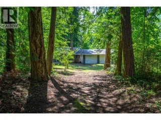 710 Westminster Road. Swansea Point, British Columbia