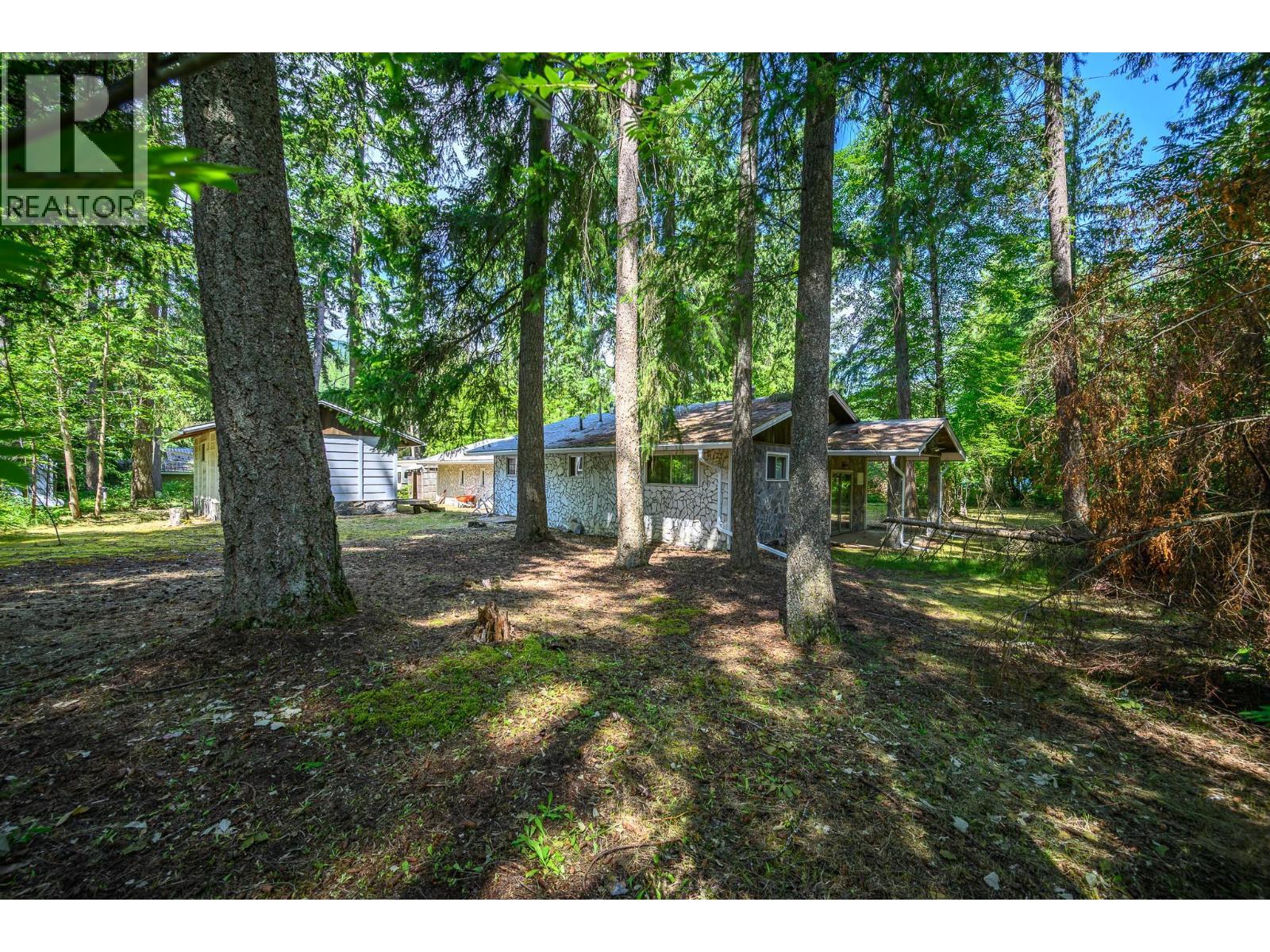 710 & 714 Westminster Road. Swansea Point, British Columbia