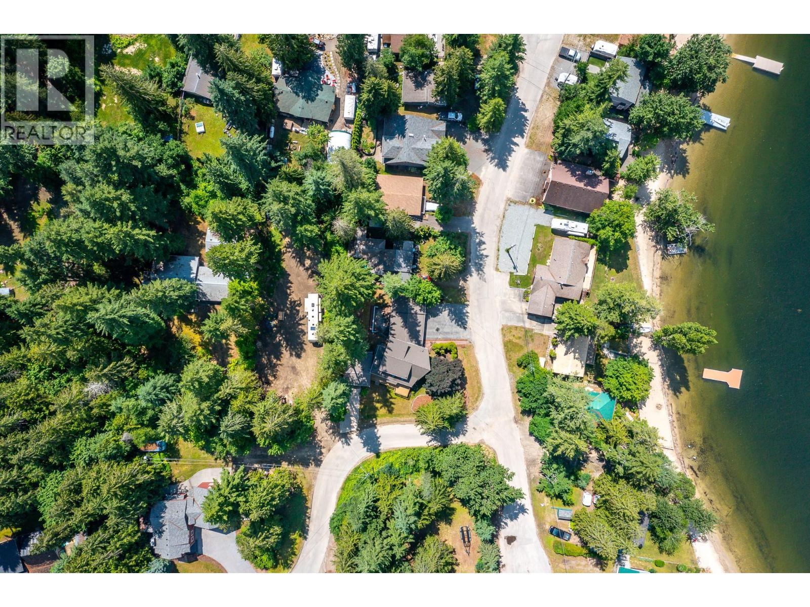 714 Westminster Road. Swansea Point, British Columbia