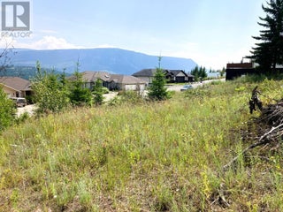2555 Highlands Drive. Blind Bay, British Columbia
