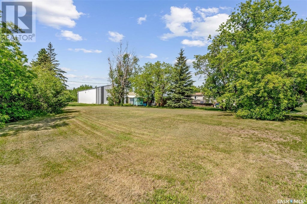 3 1st Street W, Meath Park