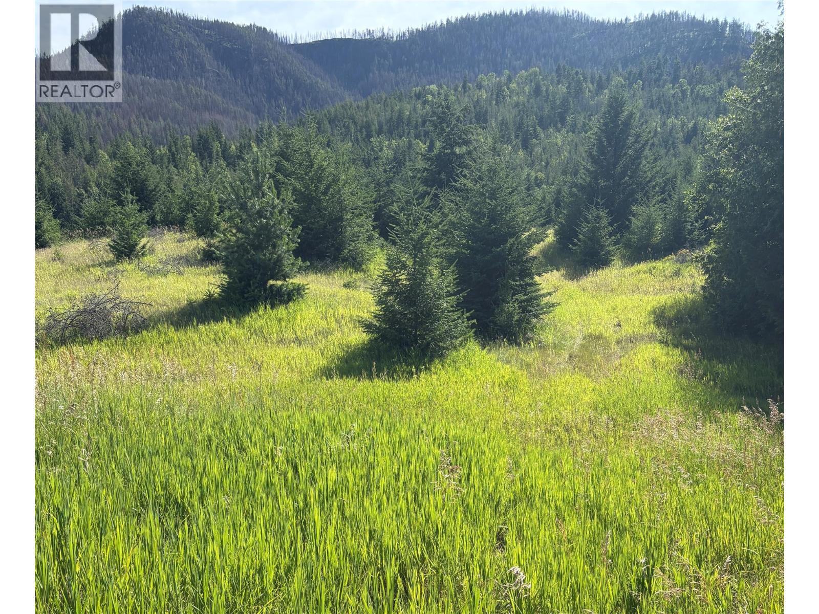 890 Dilworth Road. Sorrento, British Columbia