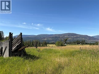 890 Dilworth Road. Sorrento, British Columbia