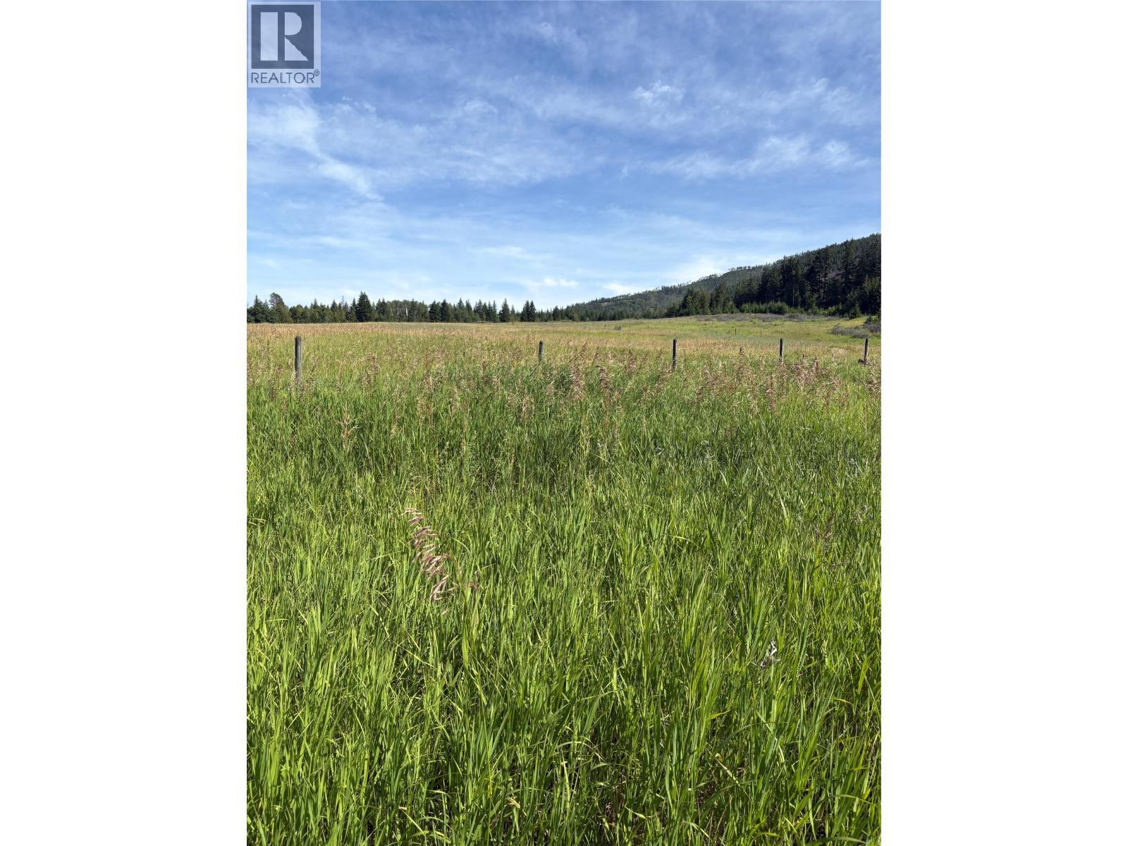 890 Dilworth Road. Sorrento, British Columbia