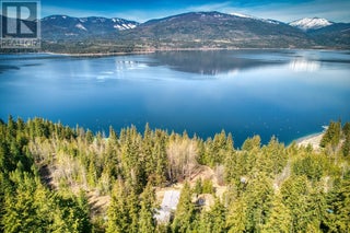 3950 Short Road. Eagle Bay, British Columbia