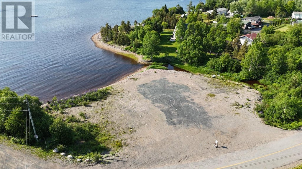 20 Black River Road, Black River