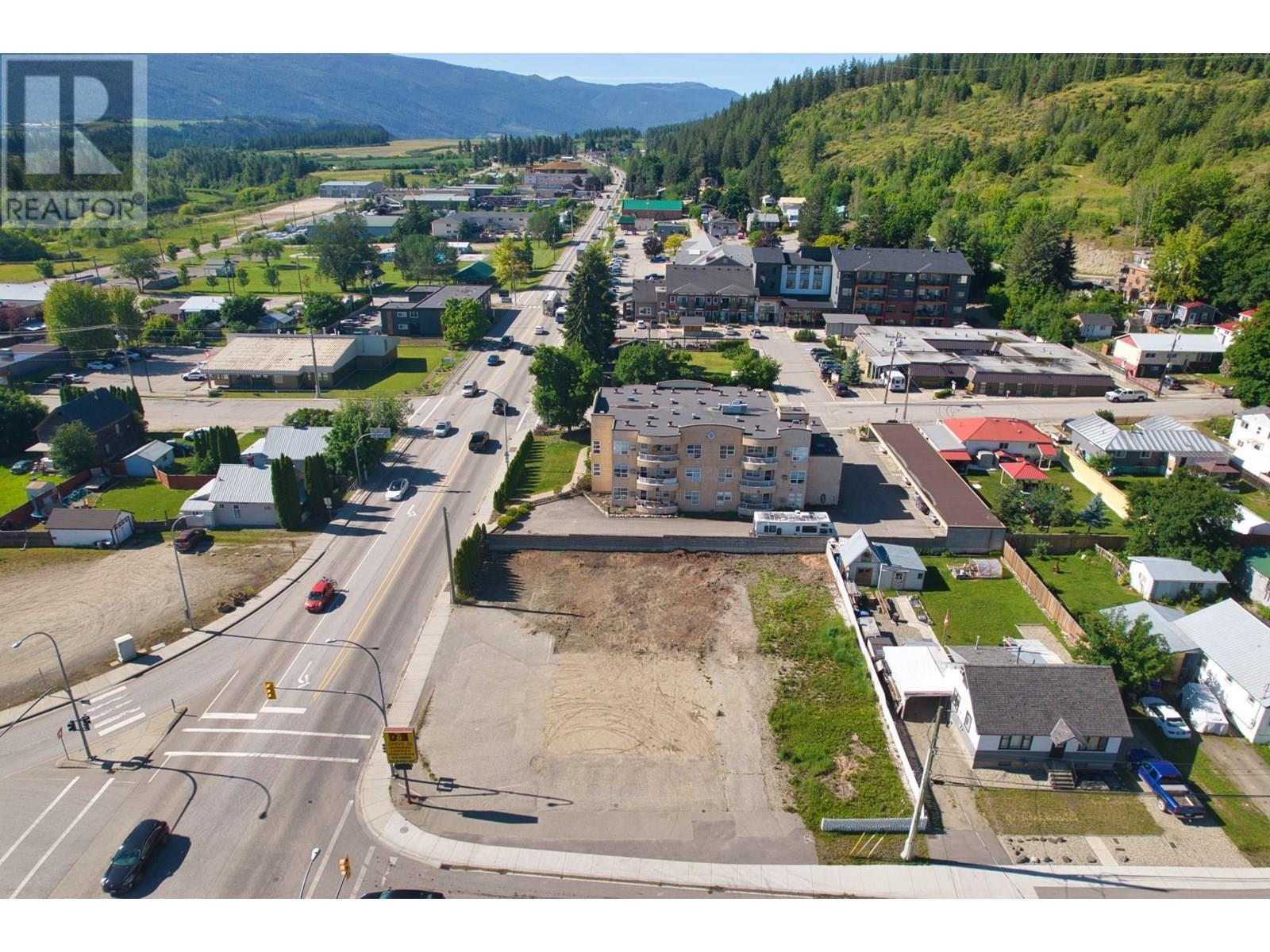 606 George Street. Enderby, British Columbia