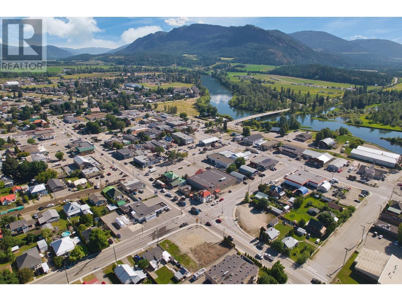 606 George Street. Enderby, British Columbia