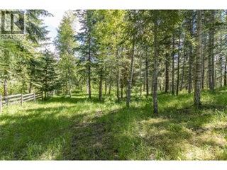 3851 10 Avenue Se. Salmon Arm, British Columbia