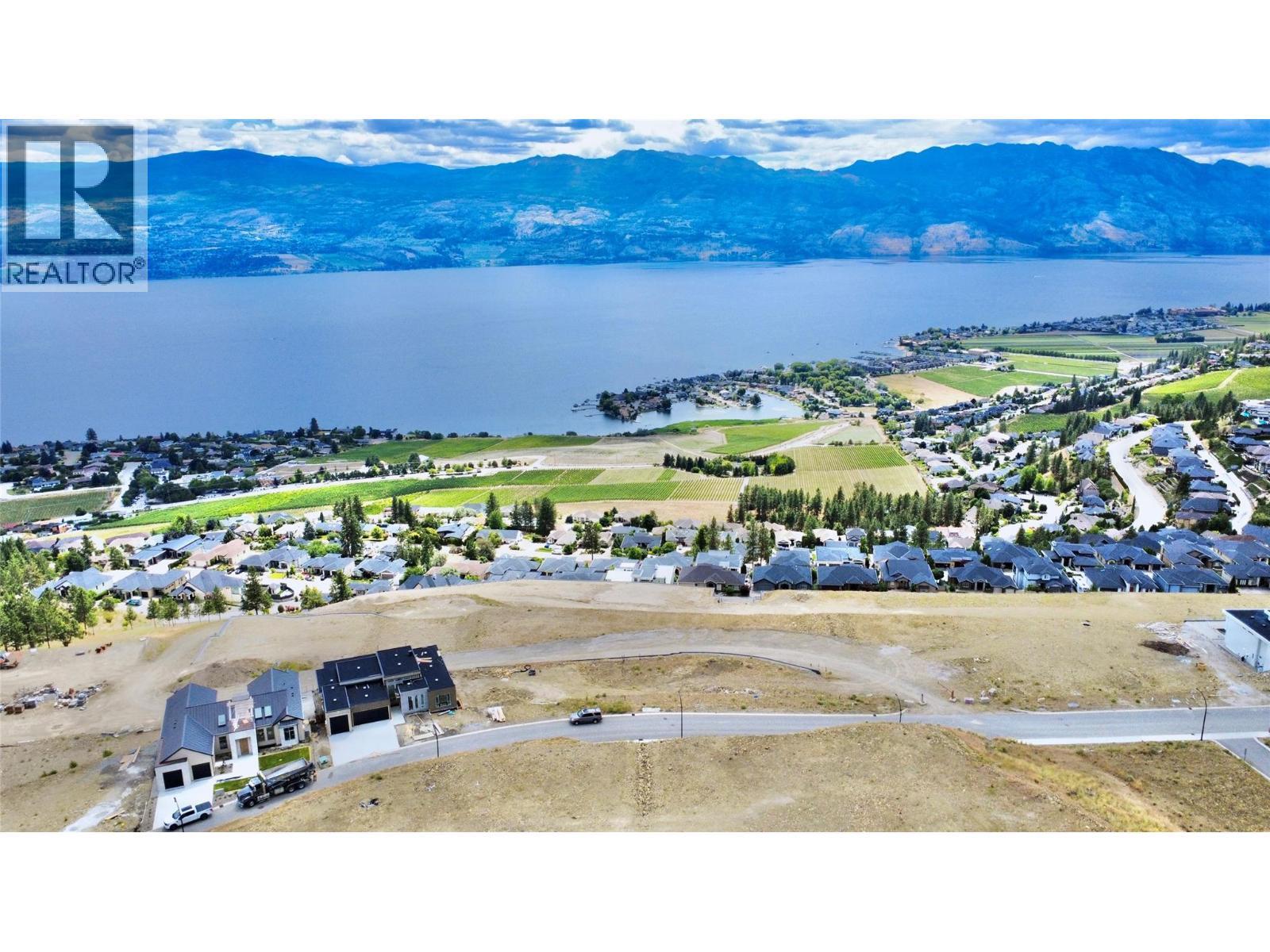 1367 Vineyard Drive. West Kelowna, British Columbia