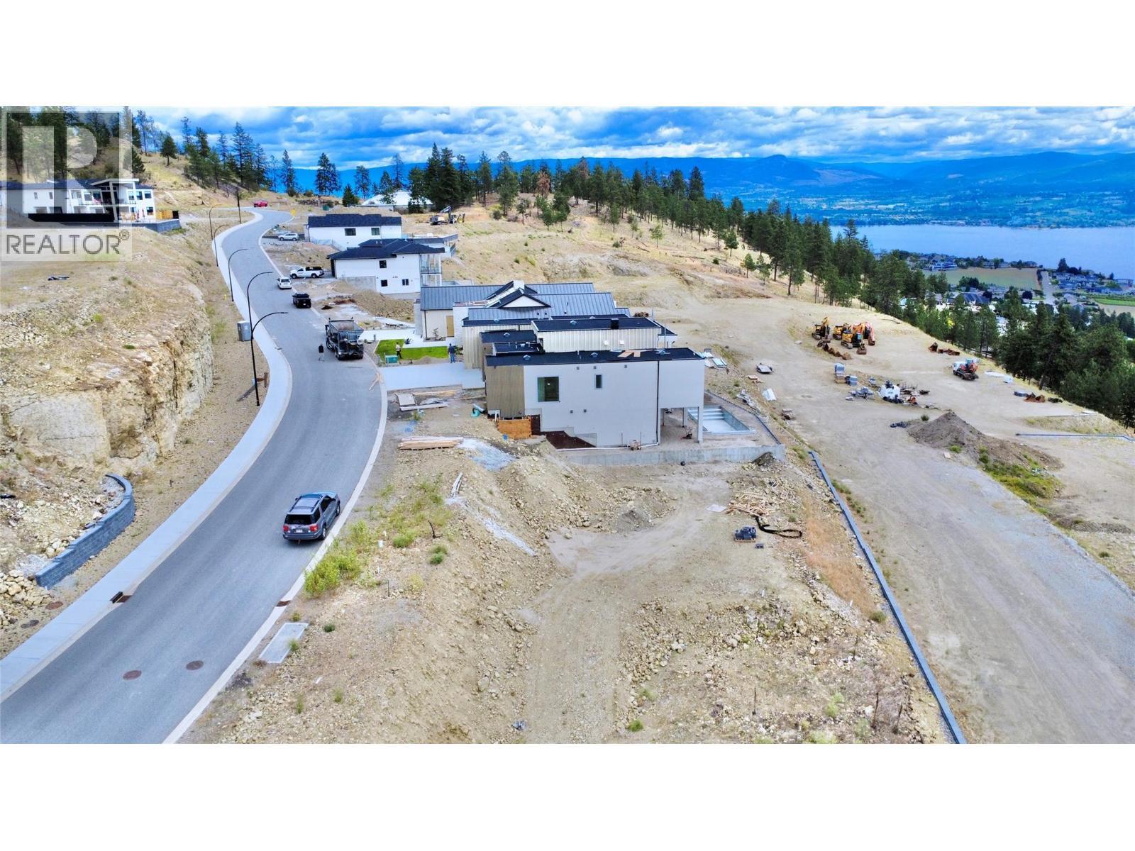 1367 Vineyard Drive. West Kelowna, British Columbia