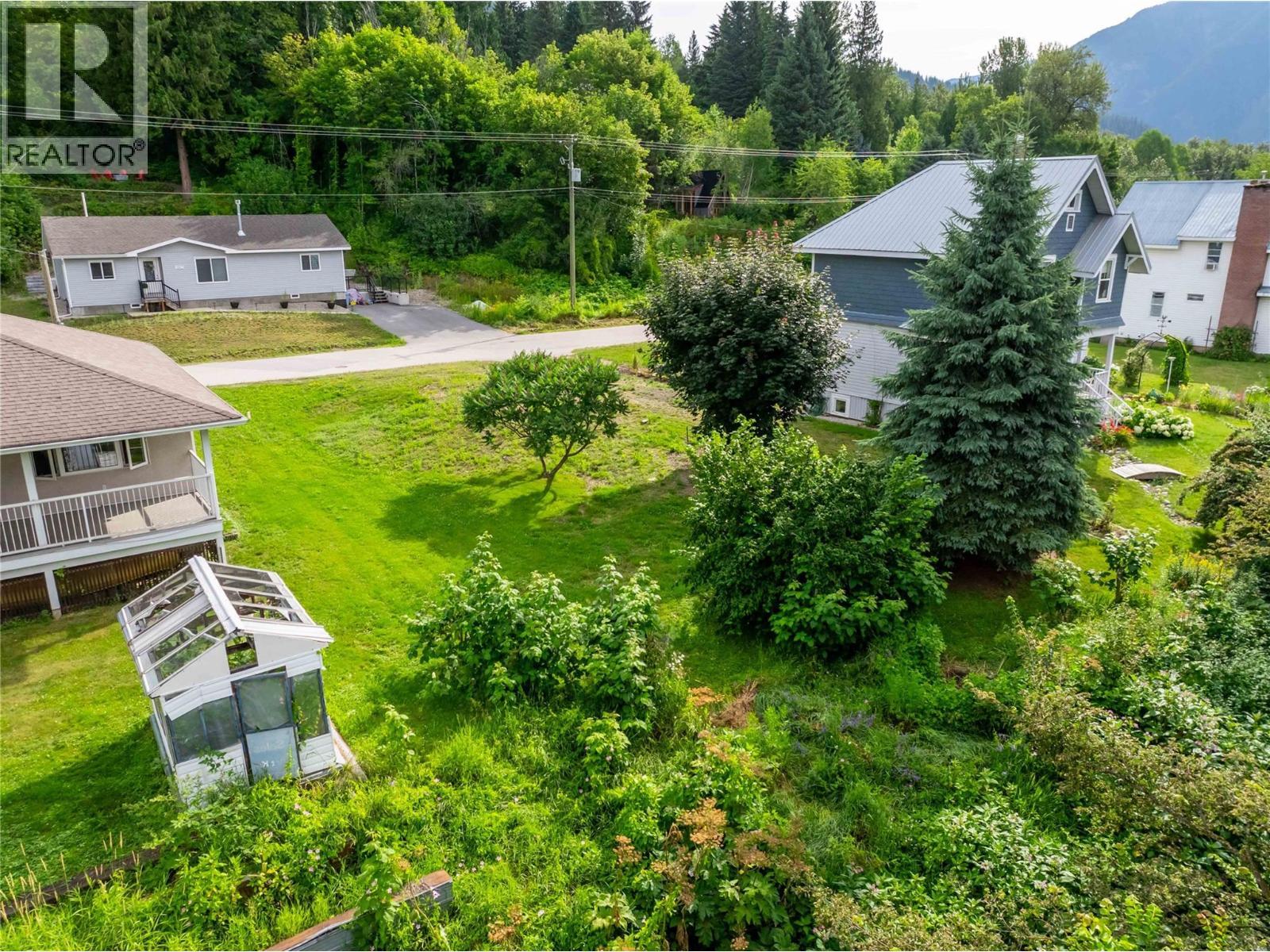 157 Track Street E. Revelstoke, British Columbia