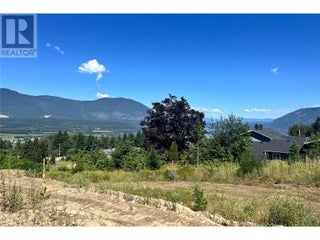 1181 16 Avenue Se. Salmon Arm, British Columbia
