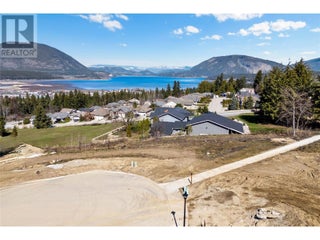 1181 16 Avenue Se. Salmon Arm, British Columbia