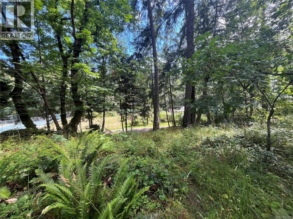 103 Captain Morgans Boulevard, Protection Island