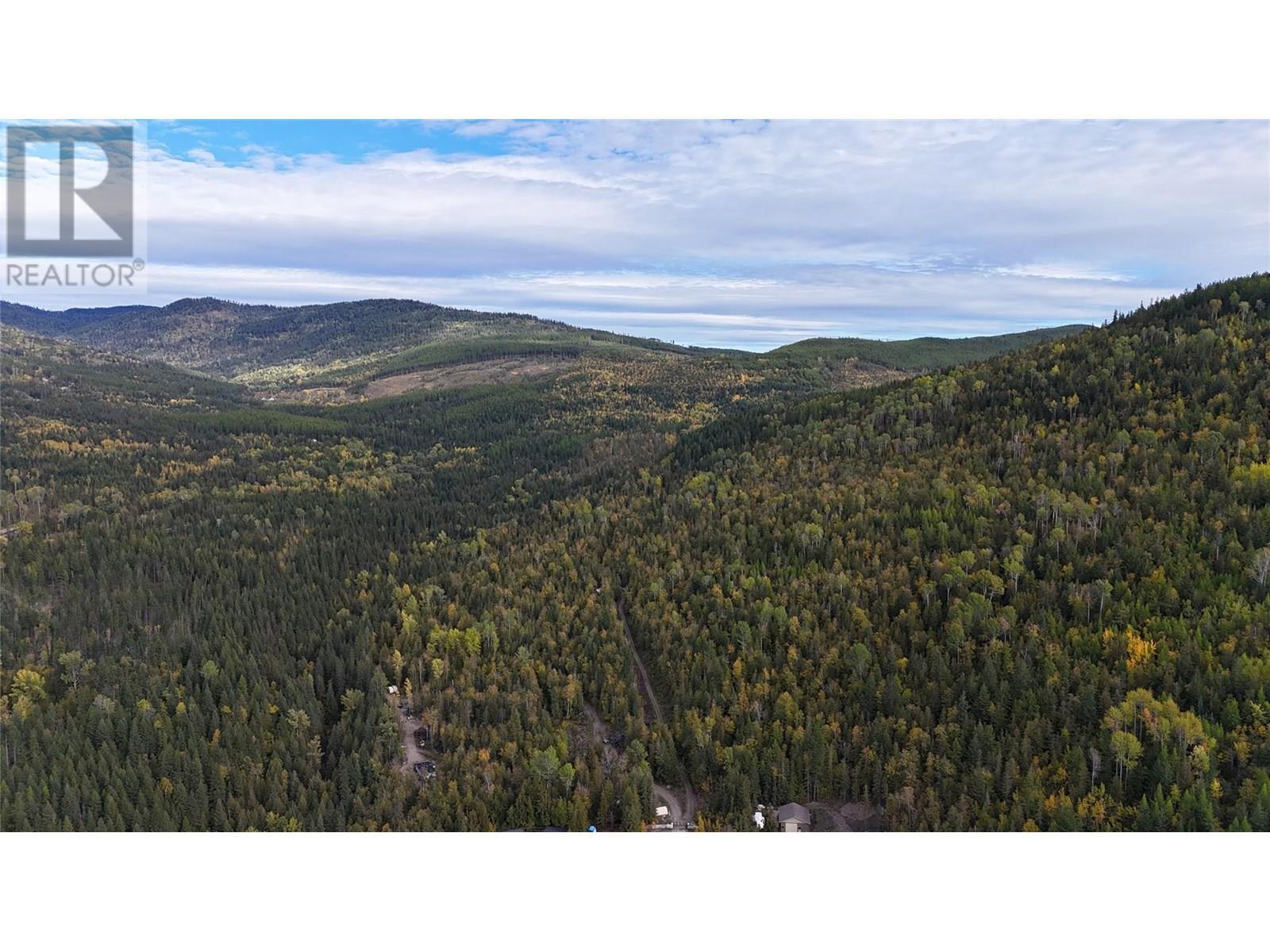 7468 Dixon Dam Road. Vernon, British Columbia