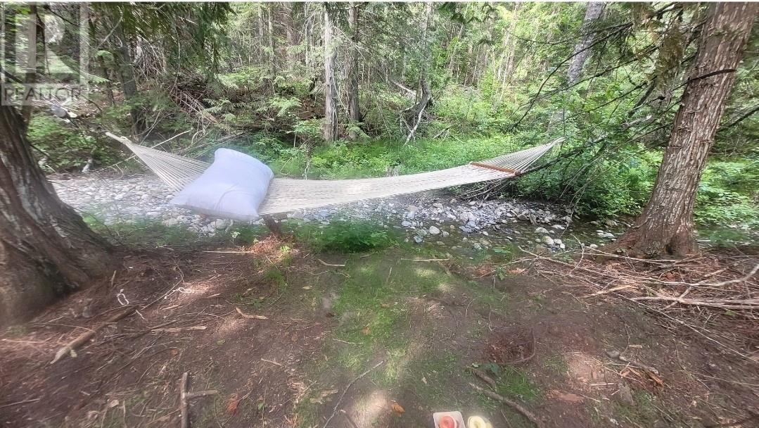 7468 Dixon Dam Road. Vernon, British Columbia