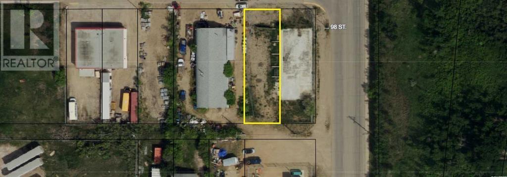 9727 89 Avenue, Peace River