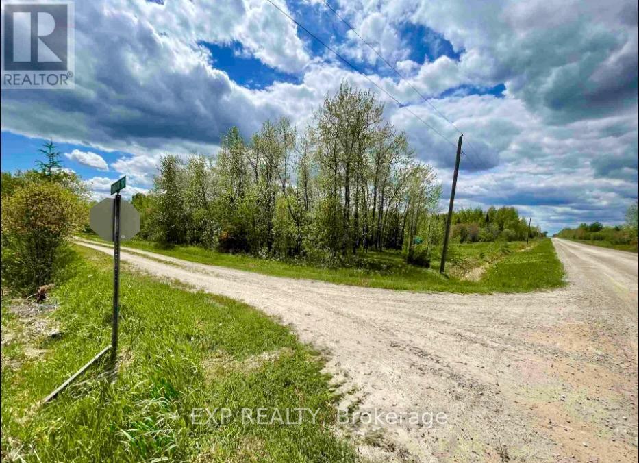 642 Nahma Road, Cochrane