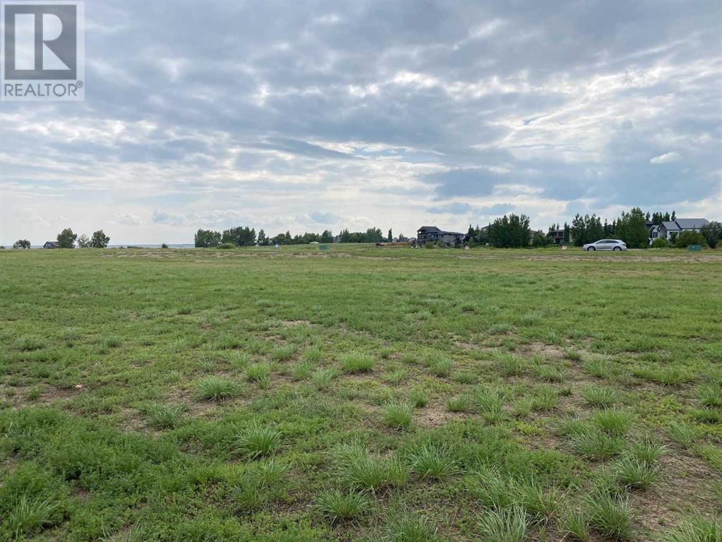 35 Kingfisher Estates, Lake Newell Resort