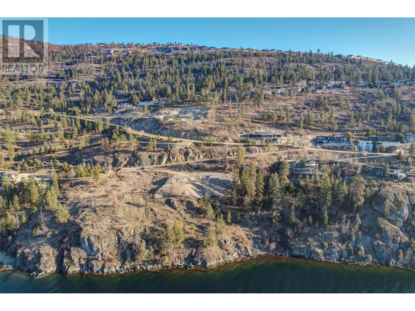 180 Sheerwater Court Unit# 8. Kelowna, British Columbia