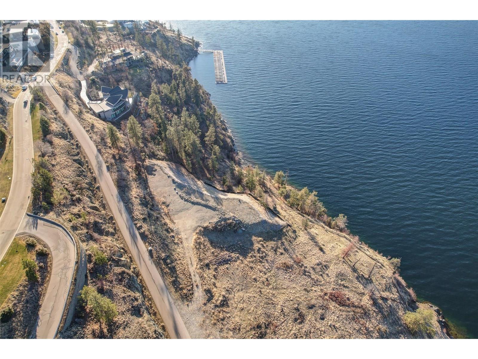 180 Sheerwater Court Unit# 8. Kelowna, British Columbia