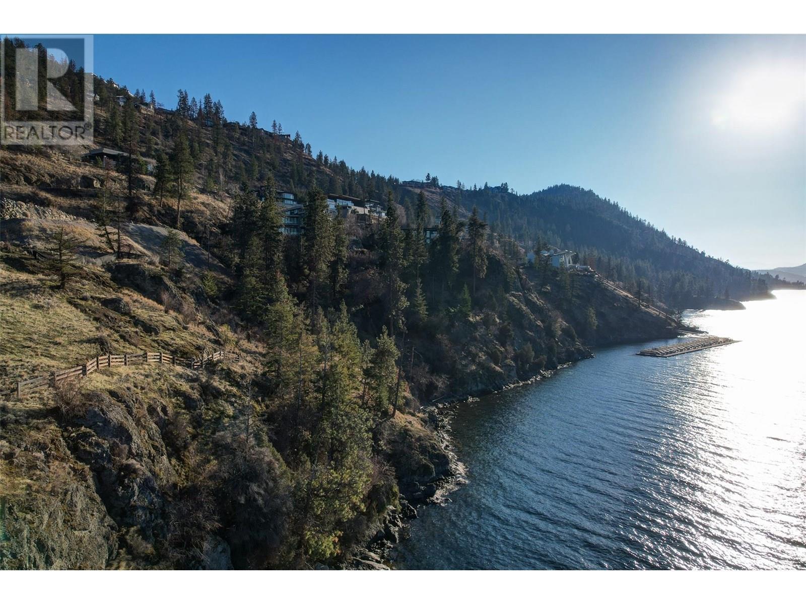 180 Sheerwater Court Unit# 8. Kelowna, British Columbia