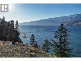 180 Sheerwater Court Unit# 8. Kelowna, British Columbia