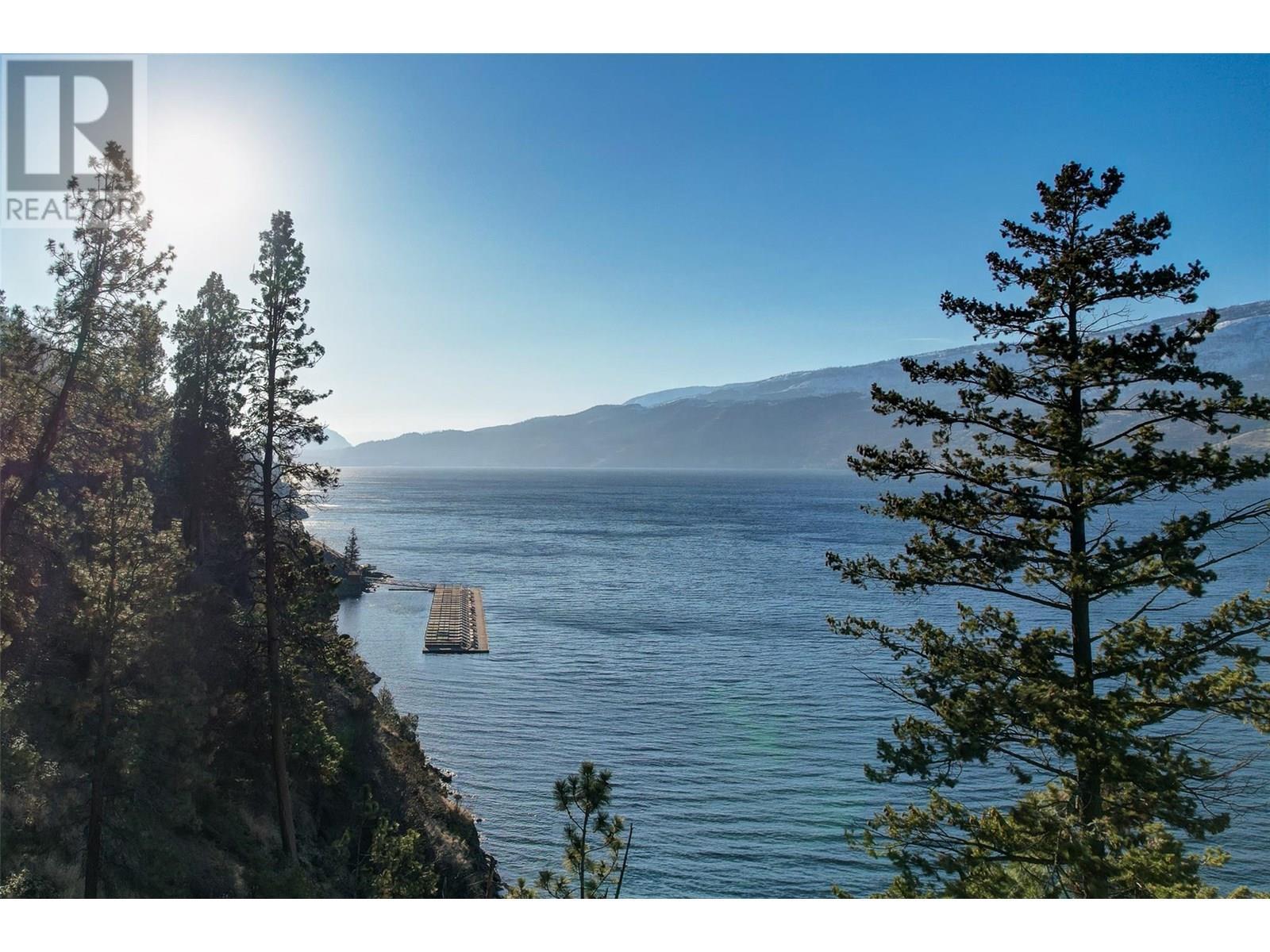 180 Sheerwater Court Unit# 8. Kelowna, British Columbia